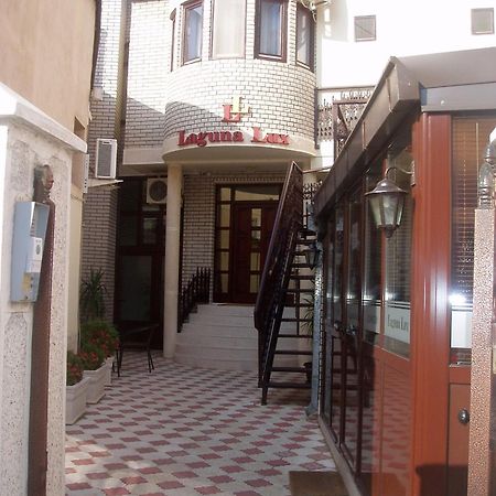 Garni Hotel Laguna Lux Nis Ngoại thất bức ảnh